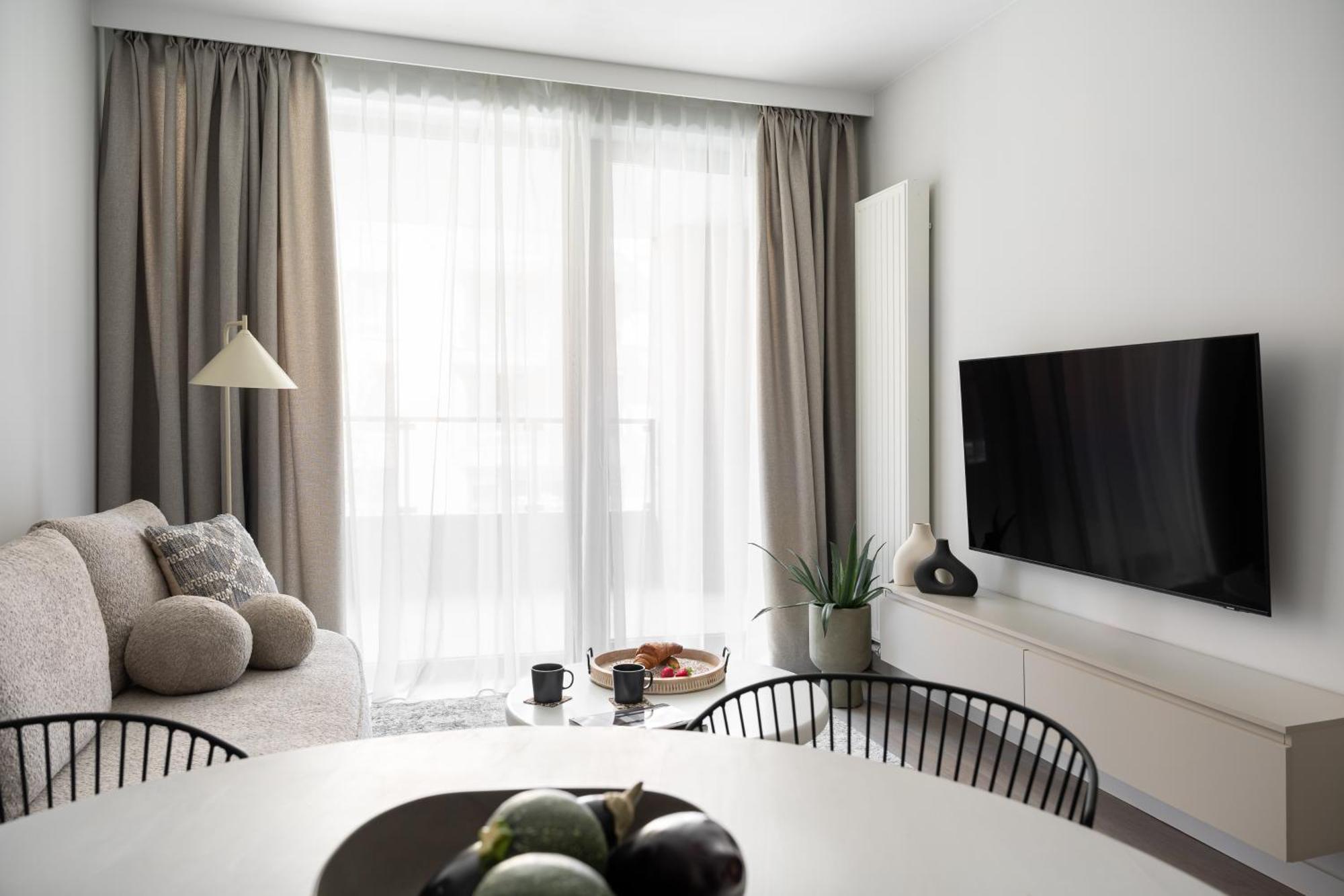 Scala 60F City Center Premium Apartments With Parking By Lion Apartments グダニスク エクステリア 写真