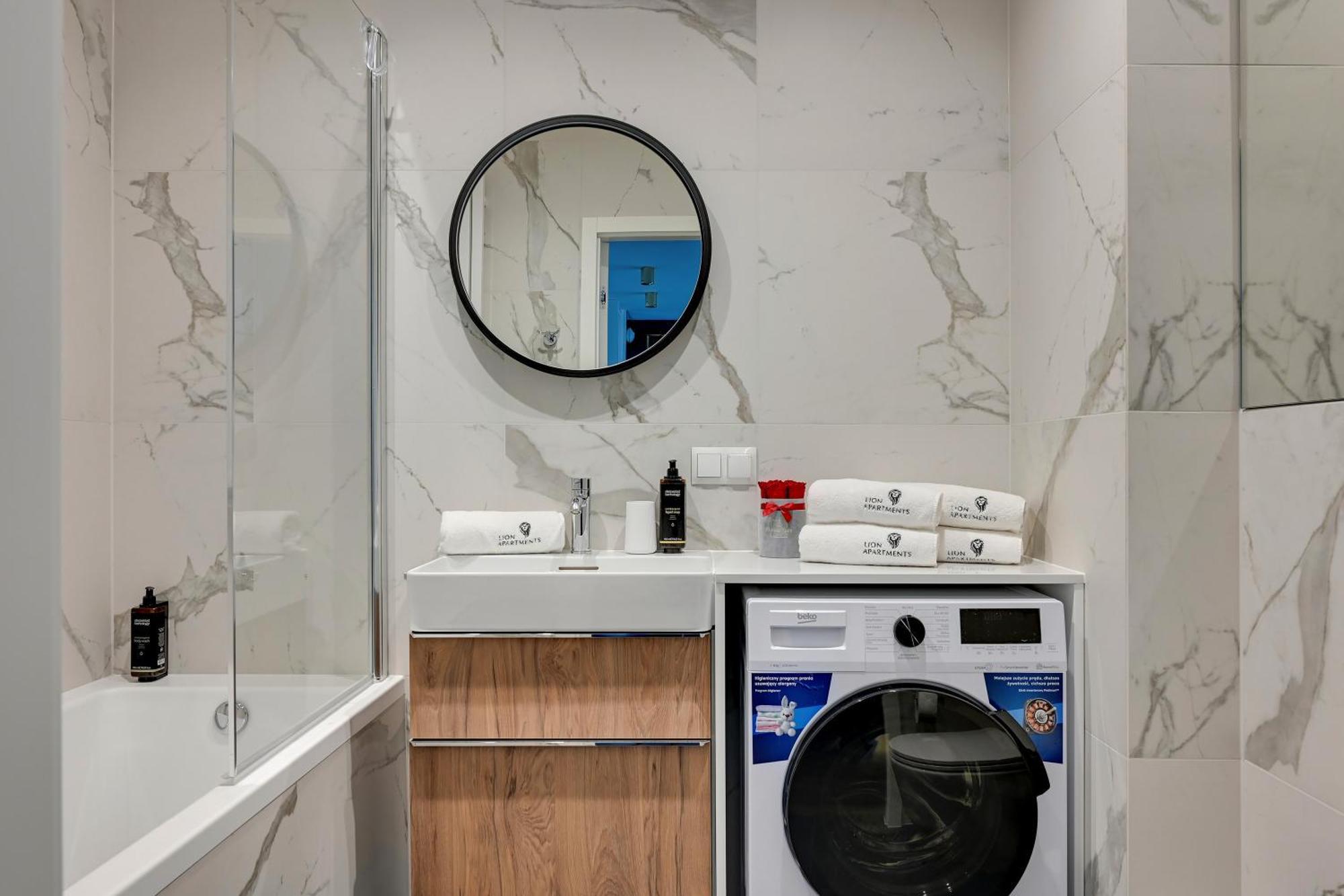Scala 60F City Center Premium Apartments With Parking By Lion Apartments グダニスク エクステリア 写真